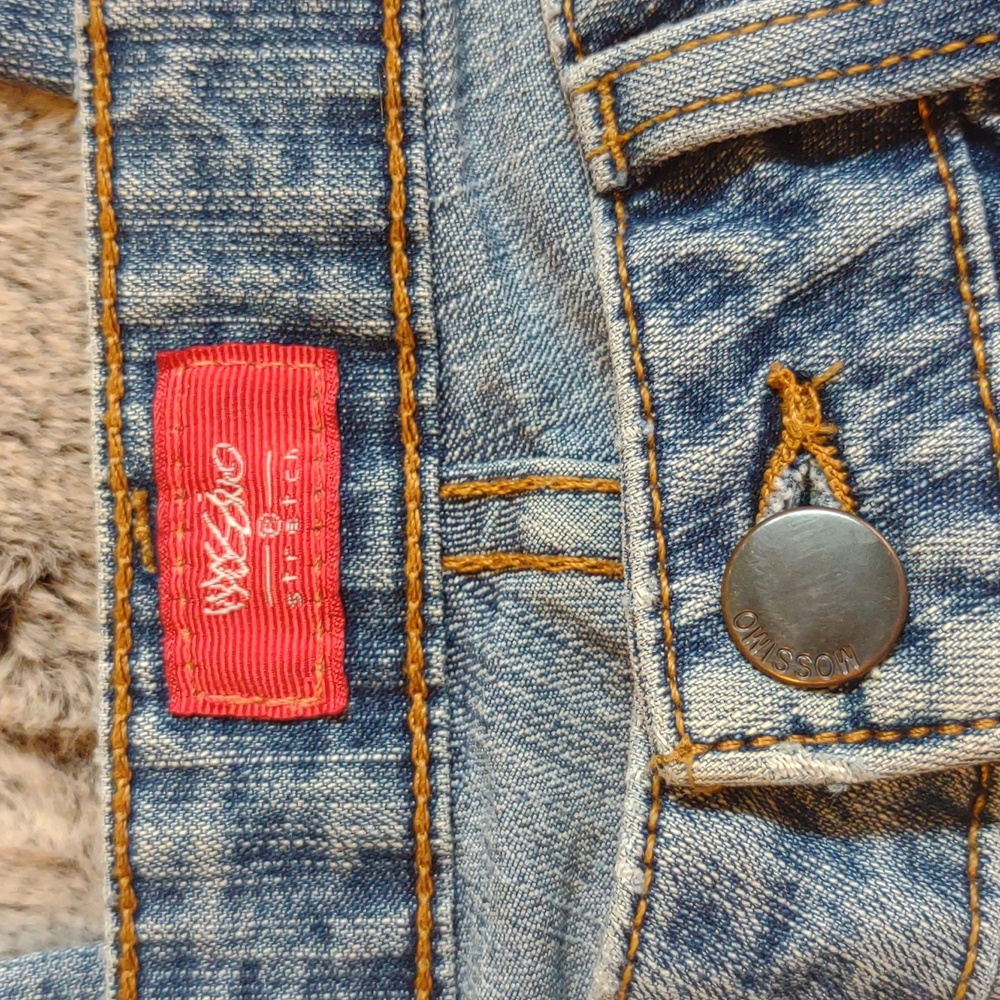 Mossimo Capris - Picture 5 of 6